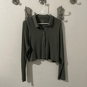 AMERICAN EAGLE LONGSLEEVE CROP SIZE: XXL COLOR: OLIVE GREEN